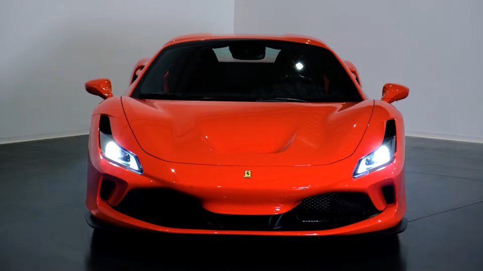 2022 Ferrari F8 Specs & Review