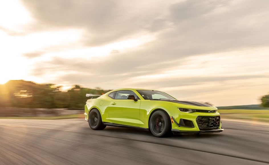 2022 Chevrolet Camaro ZL1 Specs & Review