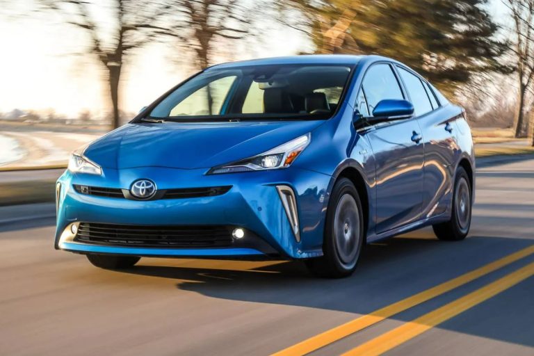 Toyota Prius 2022 Specs & Review